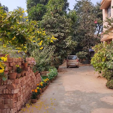 Marttik Gardens Hotel Jhargram Exterior photo